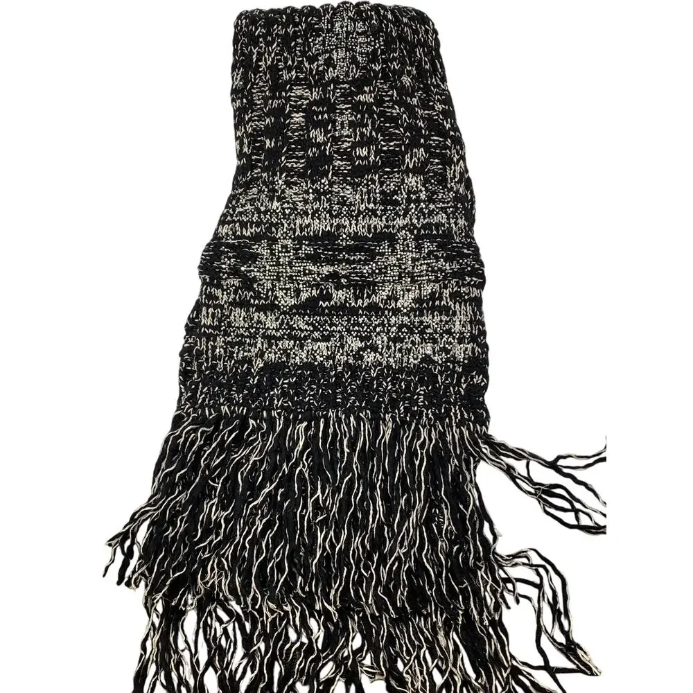 Chanel Scarf Rhinestone Details Wool Cashmere Silk Black White Silver CC Logo - Picture 5 of 6